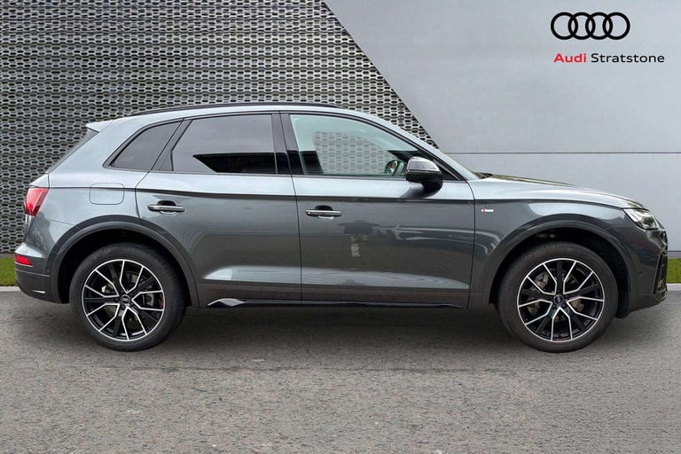 2024 Audi Q5 45 TFSI Quattro Black Edition 5dr S Tronic ESTATE PETROL Automatic