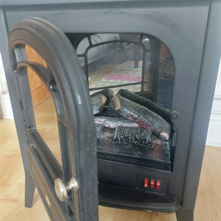 Dimplex club electric fire