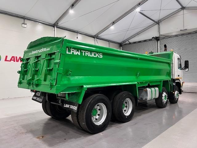 Volvo FM 380 8x4 Day Cab Steel Tipper Manual
