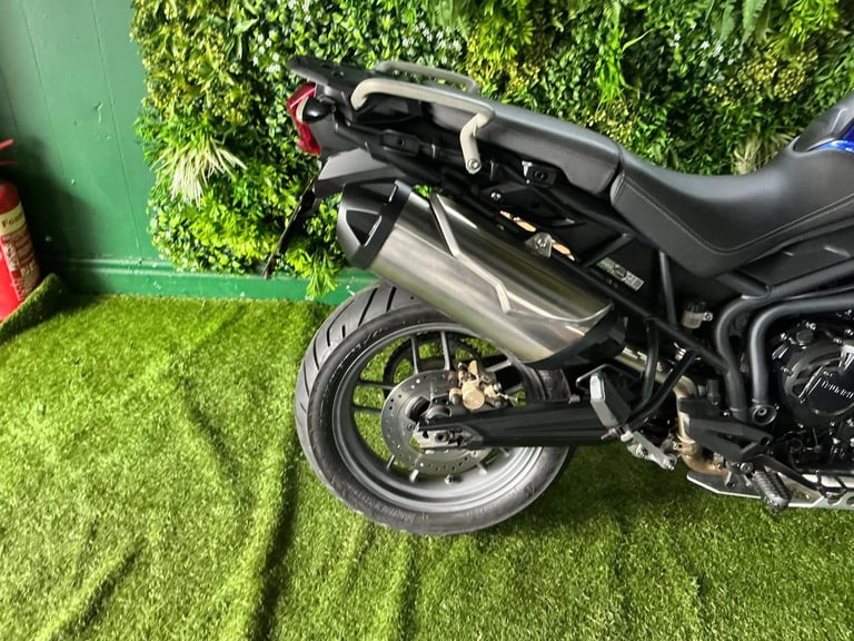 Triumph Tiger 800 free delivery 