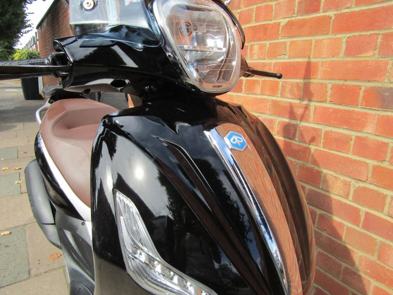 PIAGGIO BEVERLY 300cc GREAT COMMUTER VERY FAST AND RELIABLE. CHEAP TO RUN.