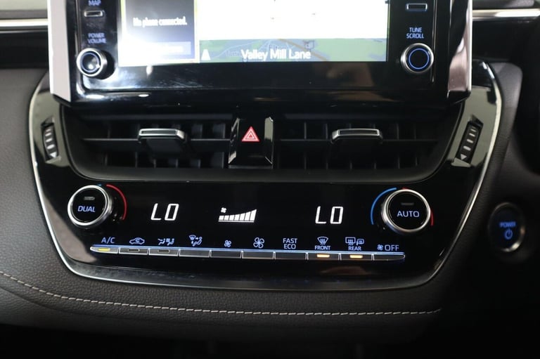 2021 Toyota Corolla 1.8 VVT-h Icon Tech Touring Sports CVT Euro 6 (s/s) 5dr Estate PETROL/ELECTRI...