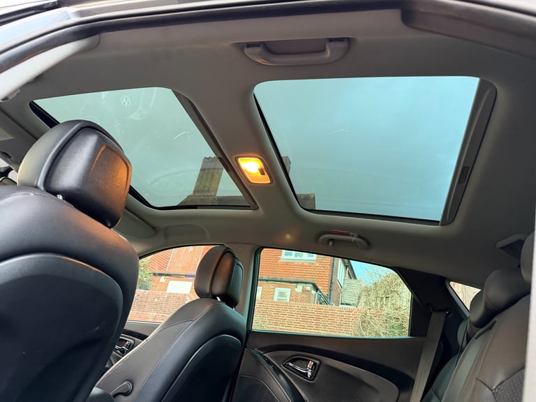 2013 Hyundai ix35 1.7 CRDi Premium SUV 5dr Diesel Manual Euro 5 (s/s) (115 ps)