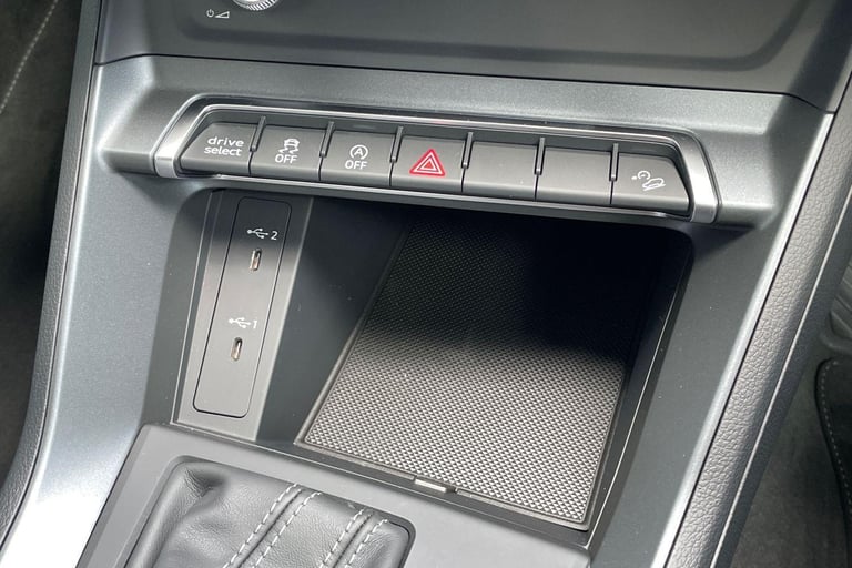 2025 Audi Q3 1.5 TFSI CoD 35 Black Edition SUV 5dr Petrol S Tronic Euro 6 (s/s) (150 ps) ESTATE P...