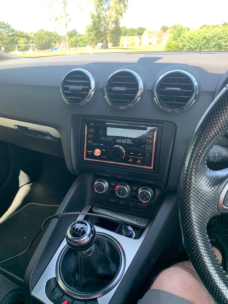 Audi, TT, Convertible, 2011, Manual, 1968 (cc), 2 doors