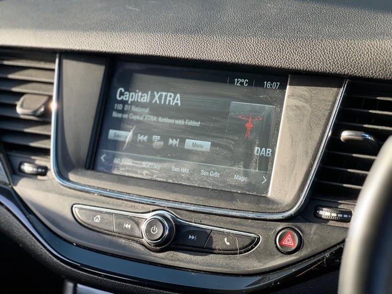 2017 Vauxhall Astra 1.4i Turbo SRi VX Line Euro 6 5dr HATCHBACK Petrol Manual