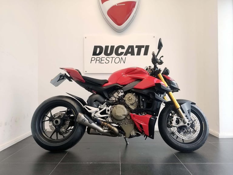image for 2022 Ducati Streetfighter V4S Red 2,106 Miles Akro Cans | £273 Dep & £273 pcm