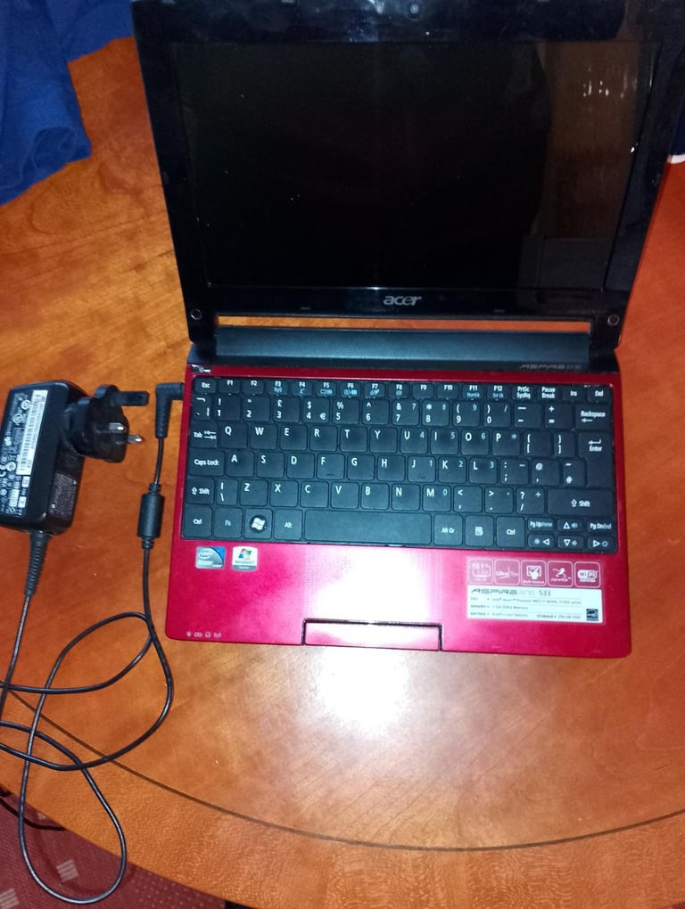 Acer Aspire One 533 Netbook 10.1 Laptop