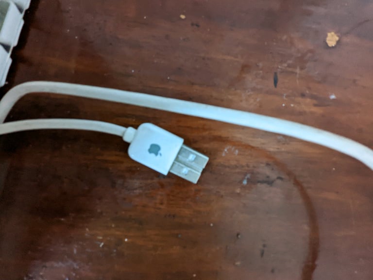 APPLE Keyboard 