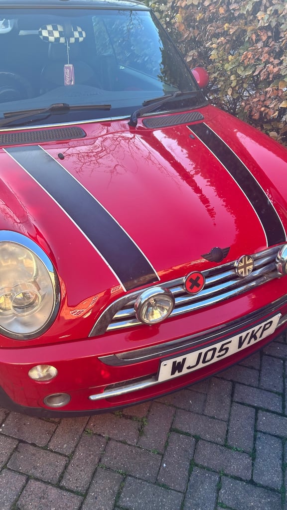 Mini, CONVERTIBLE, Convertible, 2005, Manual, 1598 (cc), 2 doors