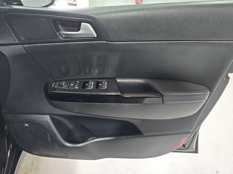 2016 Kia Sportage 1.7 CRDi 3 Euro 6 (s/s) 5dr ESTATE Diesel Manual