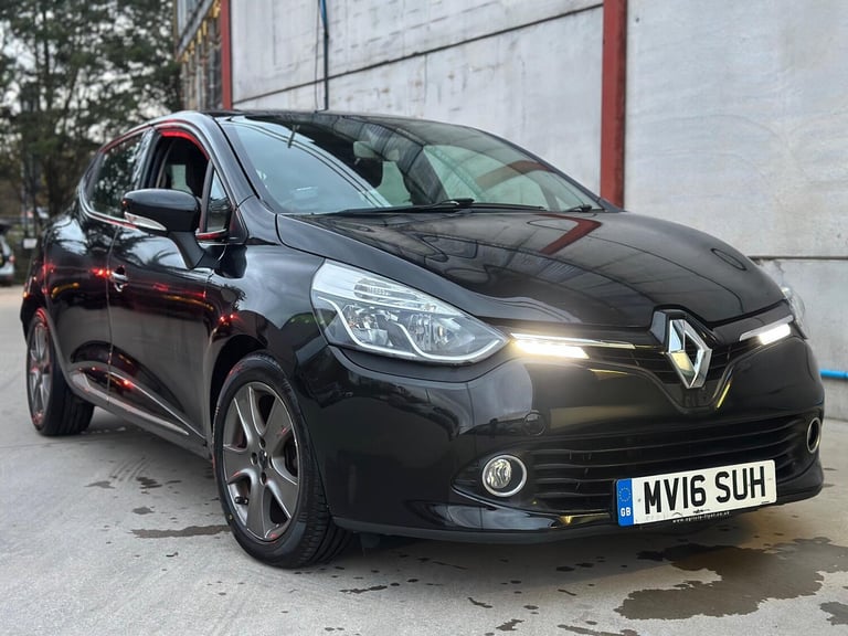 2016 Renault Clio 1.5 dCi 90 Dynamique Nav 5dr Auto HATCHBACK DIESEL Automatic