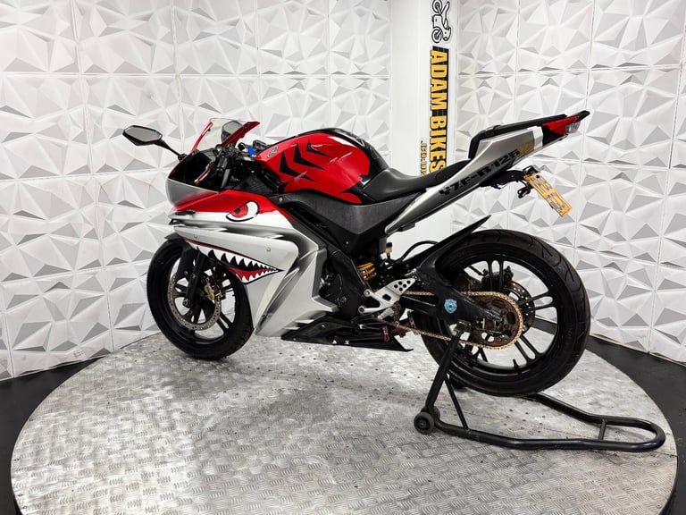 2009 Yamaha YZF-R125 | *WARRANTY PROVIDED*