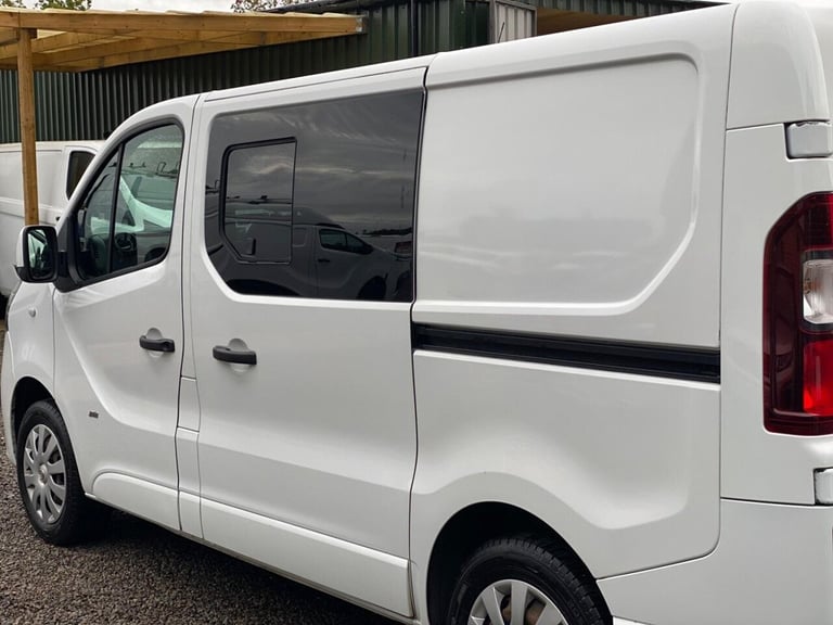 2014 Vauxhall Vivaro WITH SOLAR-ROCK &amp; ROLL-HOB-SINK VAN CONVERSION Diesel Manual