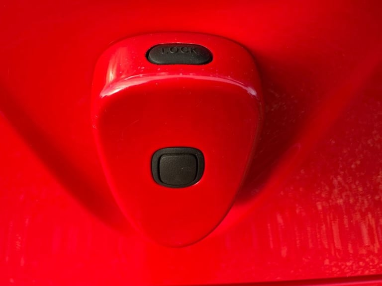 2011 Toyota IQ 1.0 VVT-i 2 3dr HATCHBACK PETROL Manual