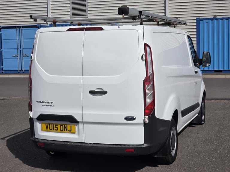 2015 Ford Transit Custom 2.2 TDCi 100ps Low Roof Van PANEL VAN Diesel Manual