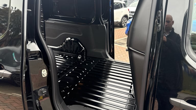 2025 Peugeot Partner 1.5 BlueHDi 950 Professional-Plus Long Panel Van 6dr Diesel Manual LWB Euro ...