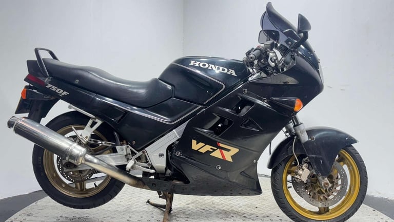 Honda VFR 1988 81K NON RUNNING PROJECT BIKE SPARES OR REPAIR 750CC CLASSIC