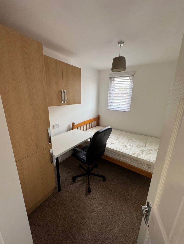 Rooms To Rent in Portsmouth - UC/DSS Welcome