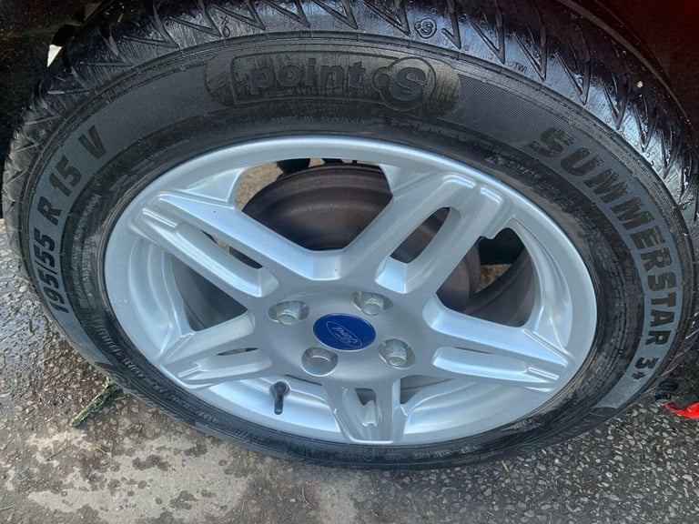 2013 Ford Fiesta 1.0T EcoBoost Zetec Euro 5 (s/s) 5dr Hatchback Petrol Manual