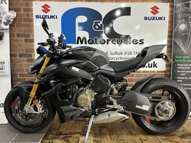 2023 Ducati Streetfighter V4s