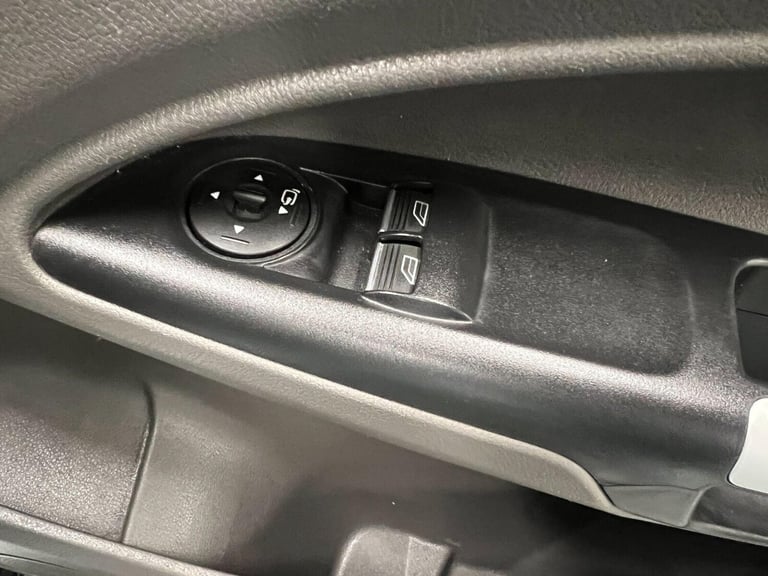 2022 Ford Transit Connect 1.5 250 EcoBlue Limited Auto L2 Euro 6 (s/s) 5dr Panel Van Diesel Autom...