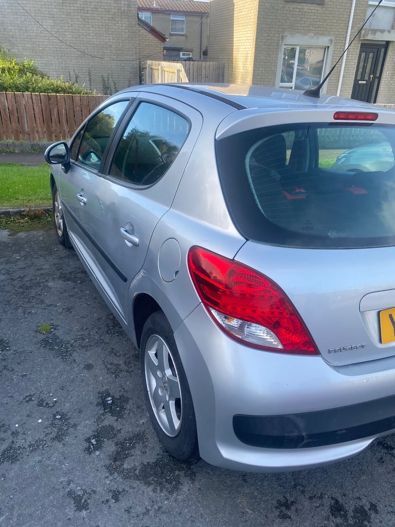 Peugeot, 207, Hatchback, 2010, Manual, 1398 (cc), 5 doors