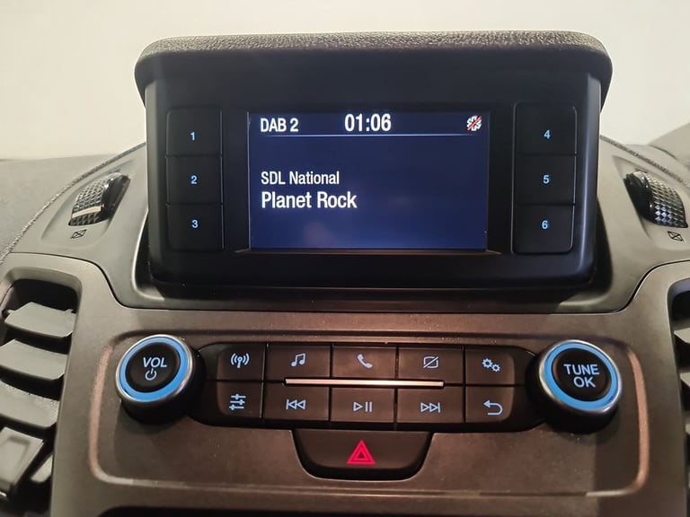 FORD TRANSIT CONNECT 1.5 200 ECOBLUE TREND P/V L1 100 BHP SWB DIESEL
