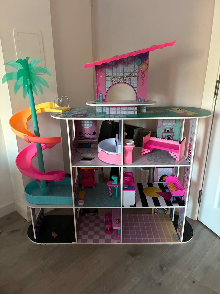 image for LOL Doll House 