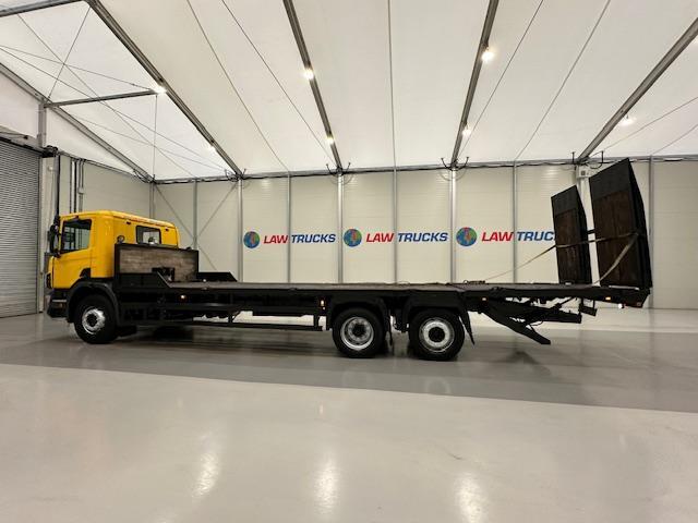 Scania 114 340 6x2 Rear Lift Day Cab Beavertail