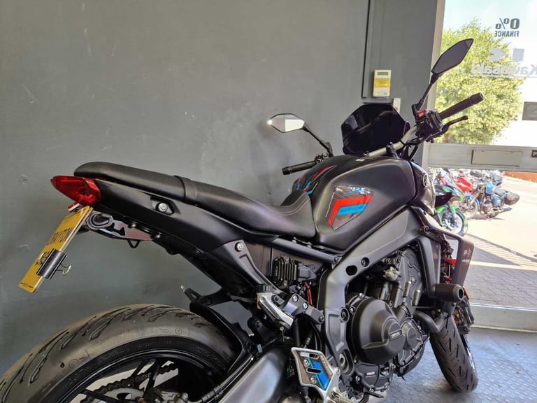 2024 Yamaha MT-09 (MTN890)