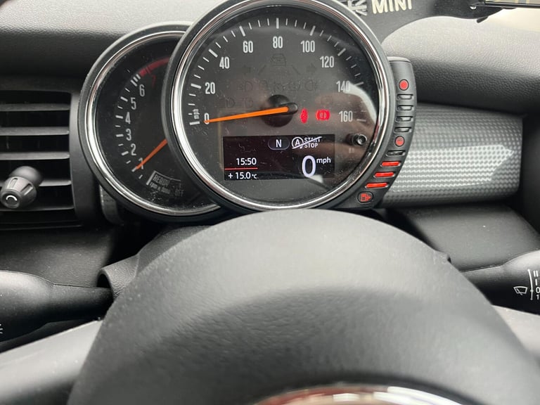 2016 MINI Hatch 1.5 Cooper Euro 6 (s/s) 3dr HATCHBACK Petrol Manual