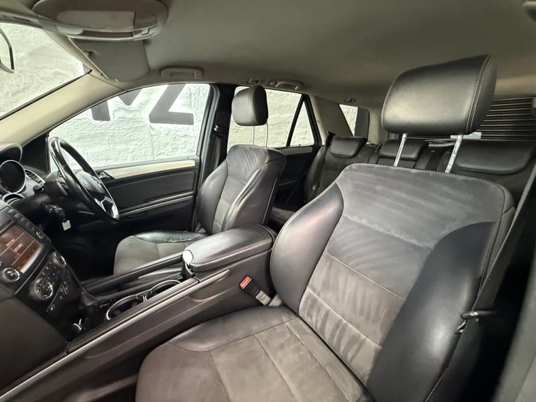 2010 Mercedes-Benz M-Class 3.0 ML300 CDI V6 BlueEfficiency Sport SUV 5dr Diesel Tiptronic 4WD Eur...