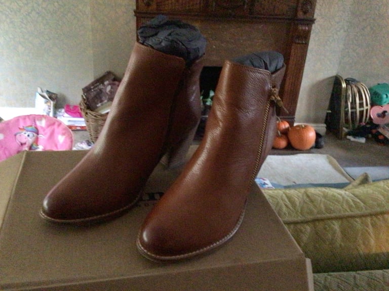 image for Ladies boots