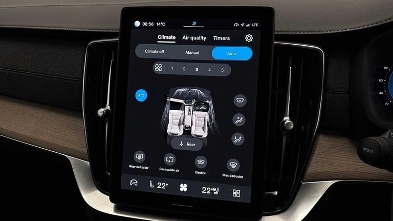 2025 Volvo XC90 Plus, T8 AWD Plug-in hybrid, Electric/Petrol, Dark, 7 Seats ESTATE Petrol/Electri...
