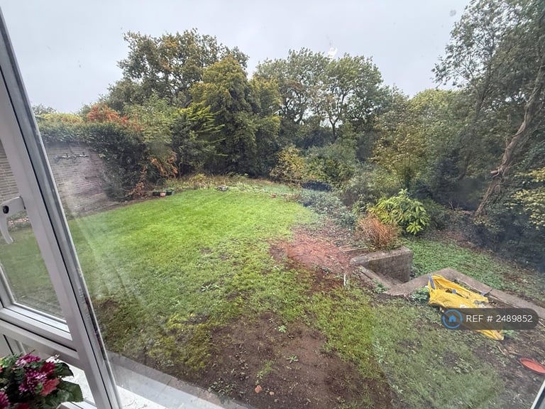 2 bedroom flat in Arnolds Way, Oxford, OX2 (2 bed) (#2489852)