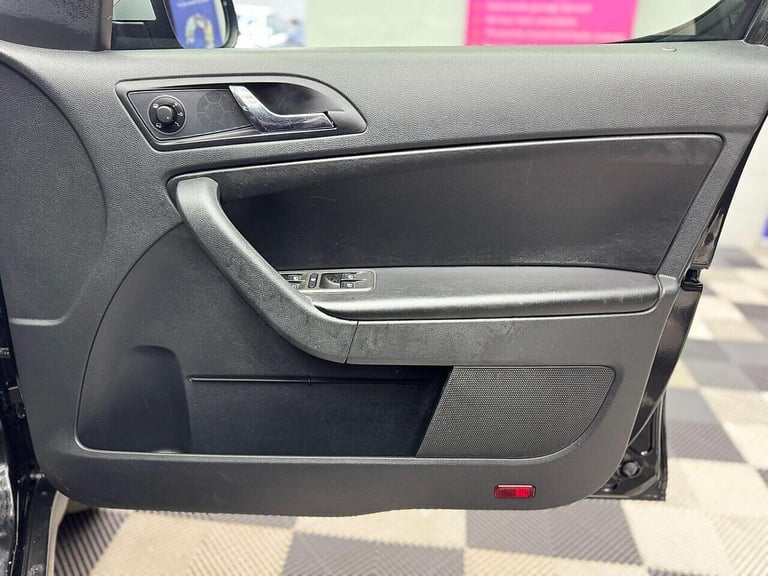 2016 Skoda Yeti 1.2 TSI [110] SE L 5dr DSG HATCHBACK PETROL Automatic