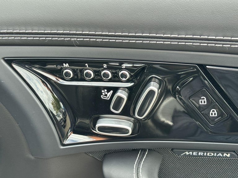 2024 Jaguar F-Type 5.0 P450 Supercharged V8 75 2dr Auto AWD COUPE PETROL Automatic