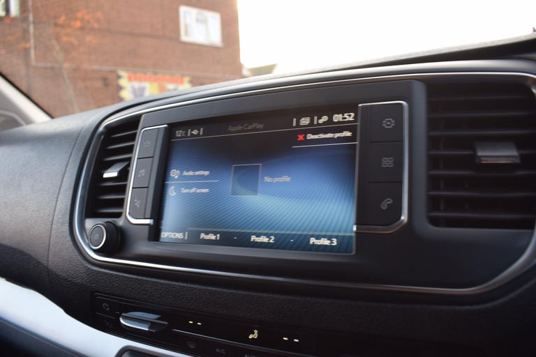 2022 Toyota PROACE CITY Verso 1.5D Shuttle Medium MPV MWB Euro 6 (s/s) 5dr (9 Seat) MPV Diesel Ma...