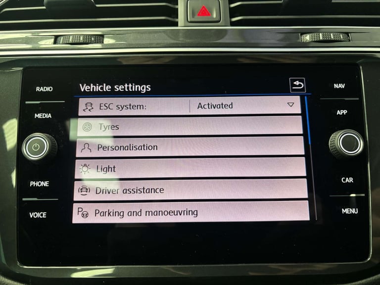 2020 Volkswagen Tiguan 2.0 TSi 230 4Motion SEL 5dr DSG ESTATE PETROL Automatic