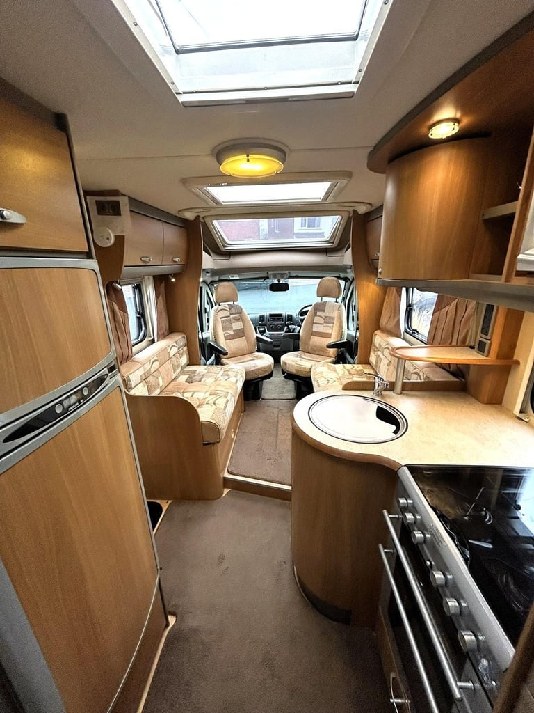 2009 SWIFT BOLERO 680FB 4 BERTH FRENCH BED Motorhome for Sale