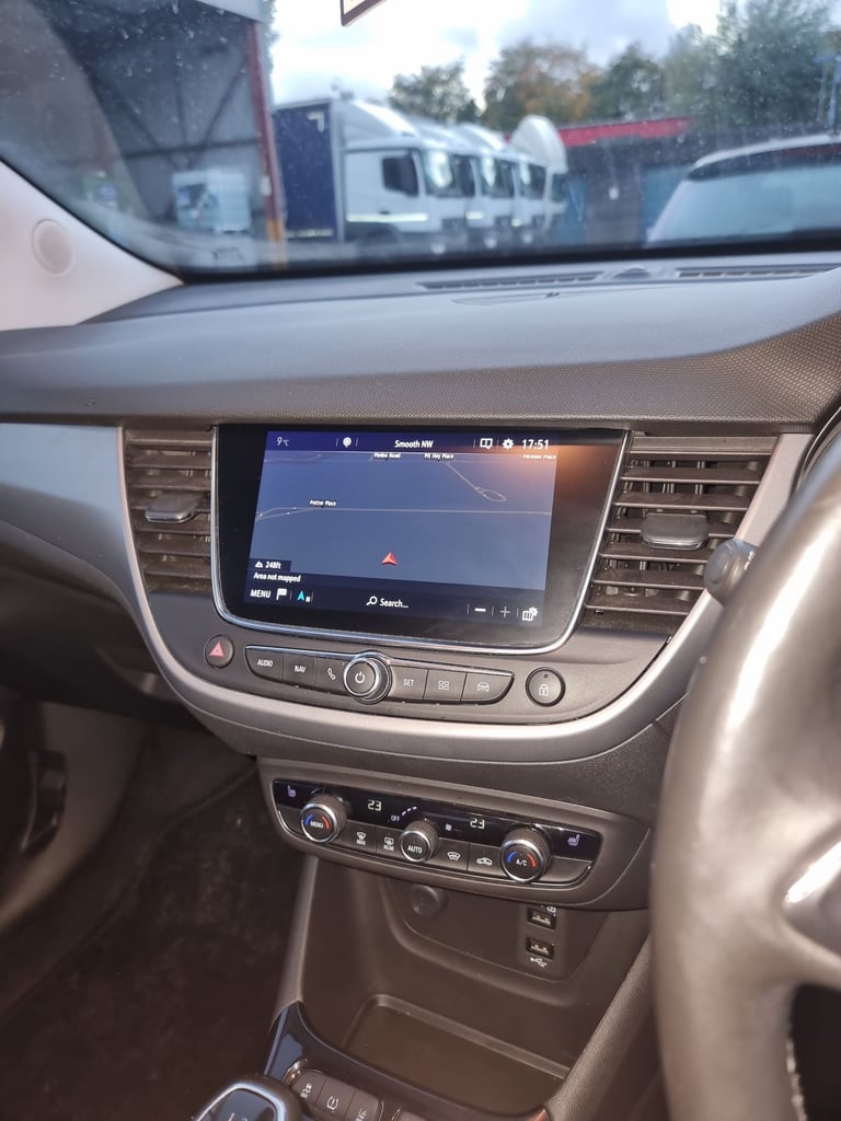Vauxhall, CROSSLAND X, Hatchback, 2018, Manual, 1199 (cc), 5 doors