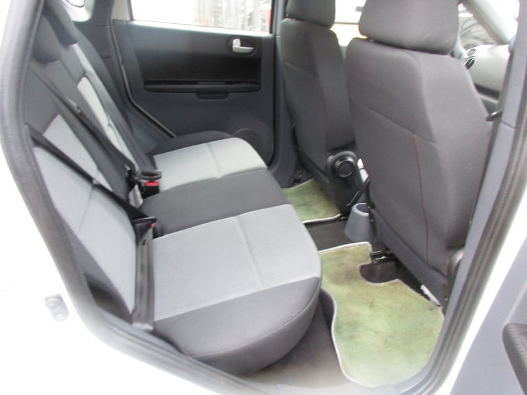 2009 (09) MITSUBISHI COLT 1.3 CZ2 , AUTOMATIC  , LOW MILES , CAZ &amp; ULEZ EXEMPT