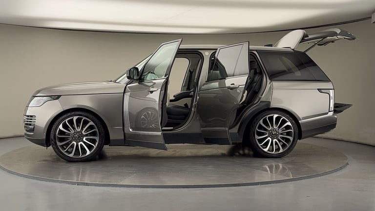 2019 Land Rover Range Rover 4.4 SD V8 Autobiography SUV 5dr Diesel Auto 4WD Euro 6 (s/s) (339 ps)...