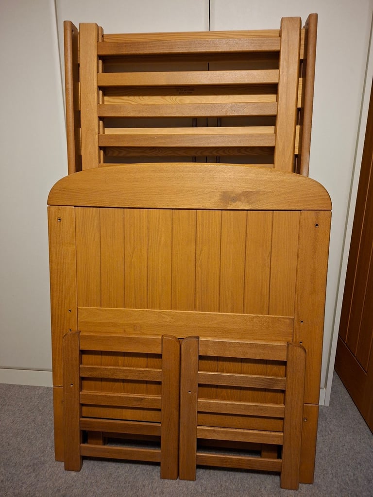 Cot Bed Arabella Deluxe by Lemberk - solid oak 