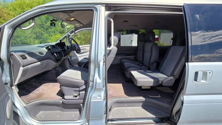 Fresh Import Mitsubishi Delica Spacegear Chamonix L400 3.0 Auto 8 Seater MPV 4X4