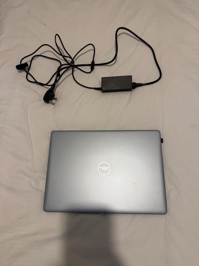 image for Midnight blue Dell Inspiron 16 laptop 