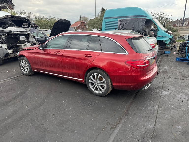 Breaking for parts Mercedes c class estate 2016 2.1d auto