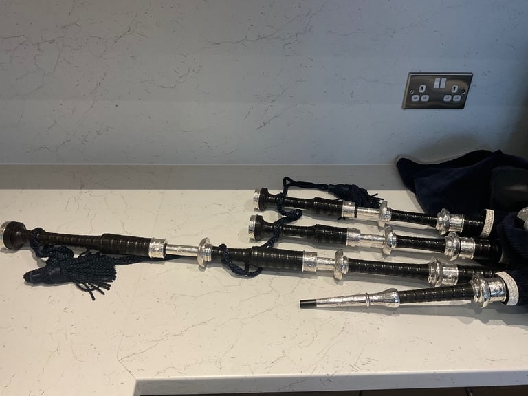 Vintage P Henderson Bagpipes