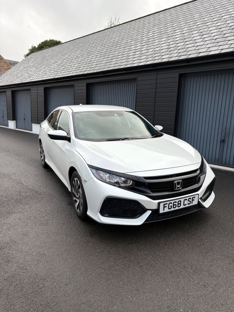 Honda, CIVIC, Hatchback, 2018, Manual, 988 (cc), 5 doors